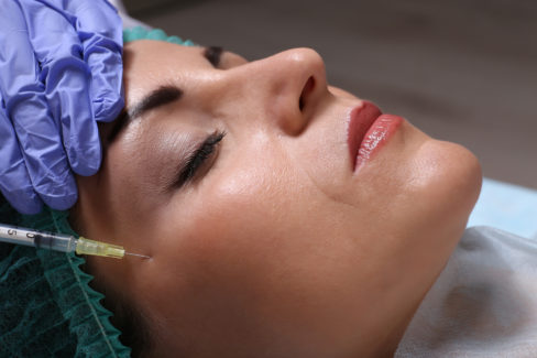 procedure-of-facial-injection-closeup